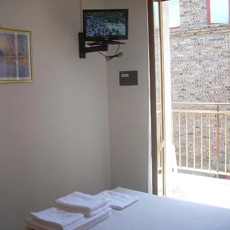 Corallo Hotel 2*