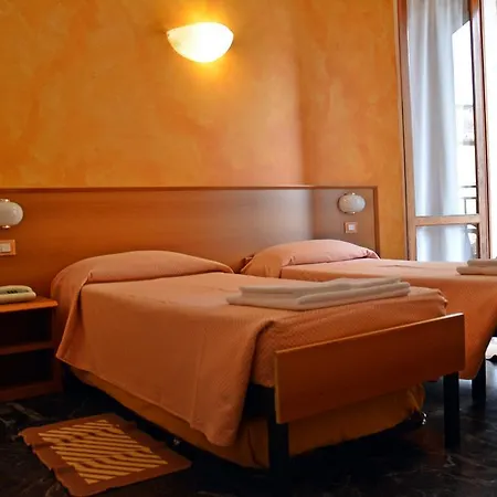 Corallo Hotell 2*