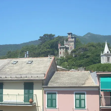 Corallo 2* Moneglia
