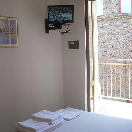 Corallo Hotell 2*