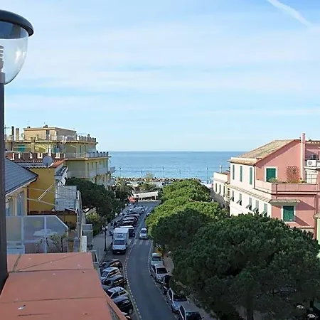 Corallo 2* Moneglia